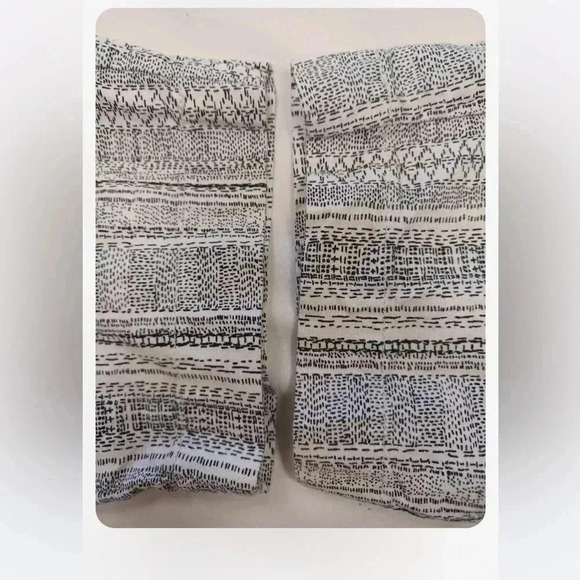 Roots Hemp Collection Black  White Capri Size Small - Picture 9 of 10